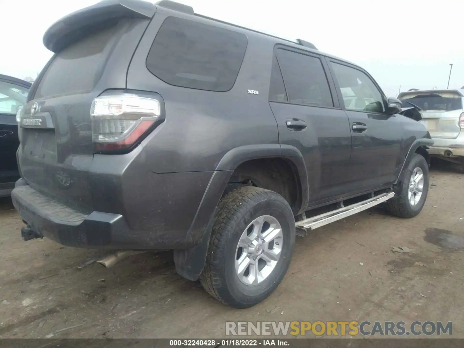 4 Фотография поврежденного автомобиля JTENU5JRXM5905600 TOYOTA 4RUNNER 2021