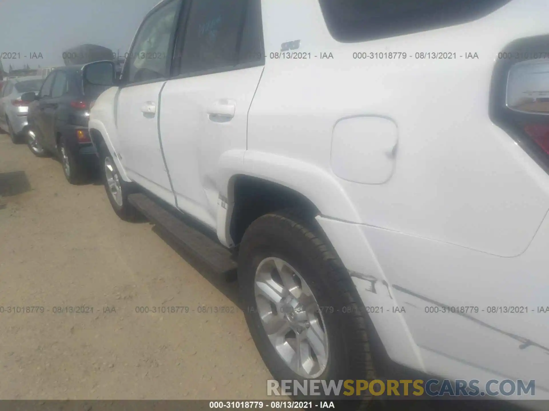 6 Photograph of a damaged car JTENU5JRXM5934742 TOYOTA 4RUNNER 2021