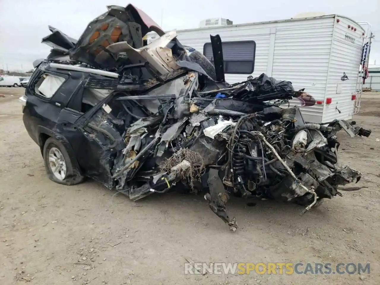 4 Photograph of a damaged car JTENU5JRXM5942727 TOYOTA 4RUNNER 2021