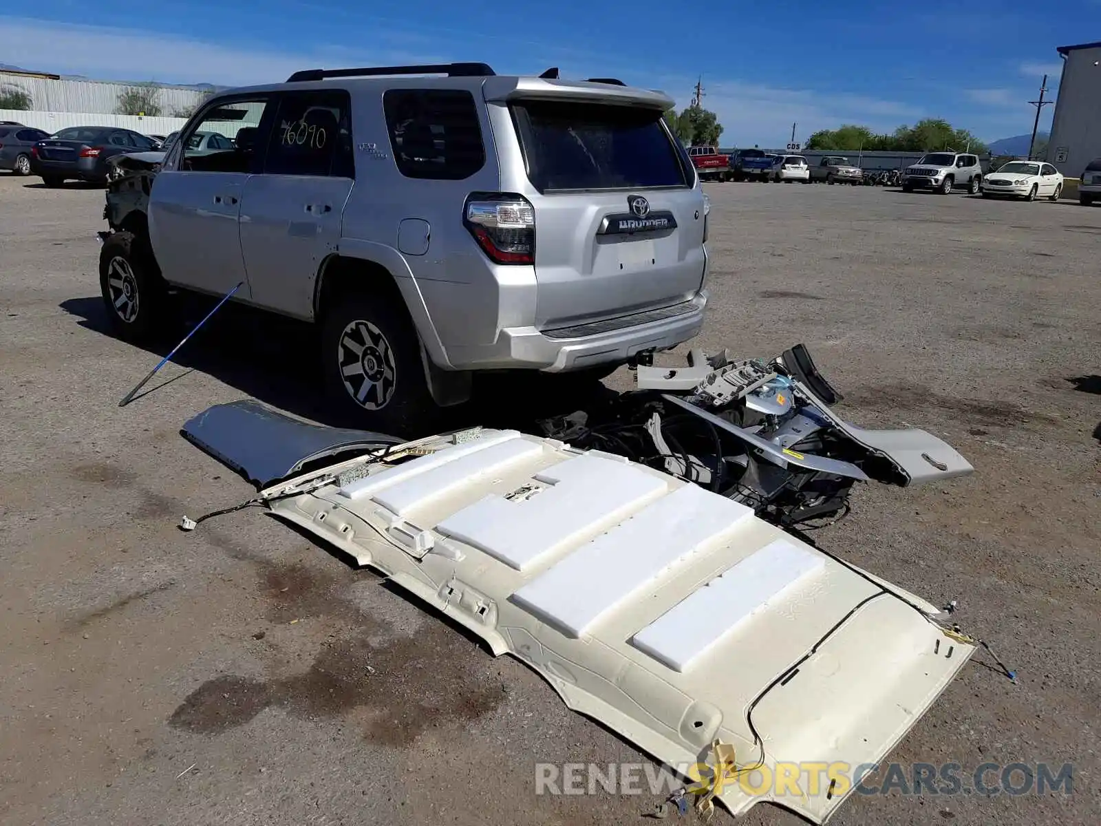 3 Photograph of a damaged car JTEPU5JR0M5847408 TOYOTA 4RUNNER 2021