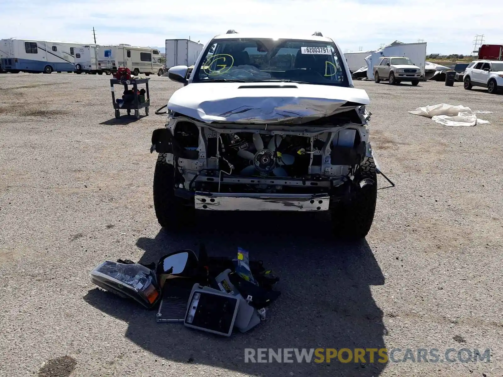 9 Photograph of a damaged car JTEPU5JR0M5847408 TOYOTA 4RUNNER 2021