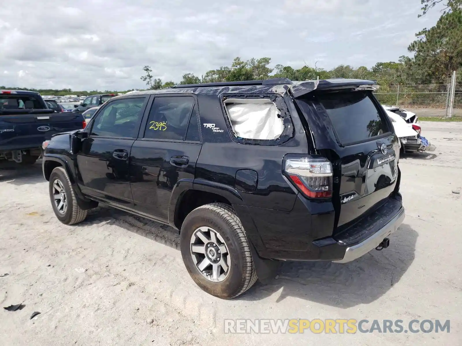 3 Photograph of a damaged car JTEPU5JR0M5897063 TOYOTA 4RUNNER 2021