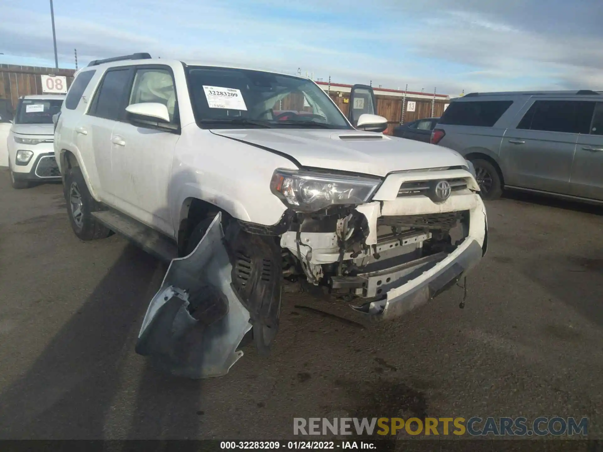 6 Фотография поврежденного автомобиля JTEPU5JR0M5936685 TOYOTA 4RUNNER 2021