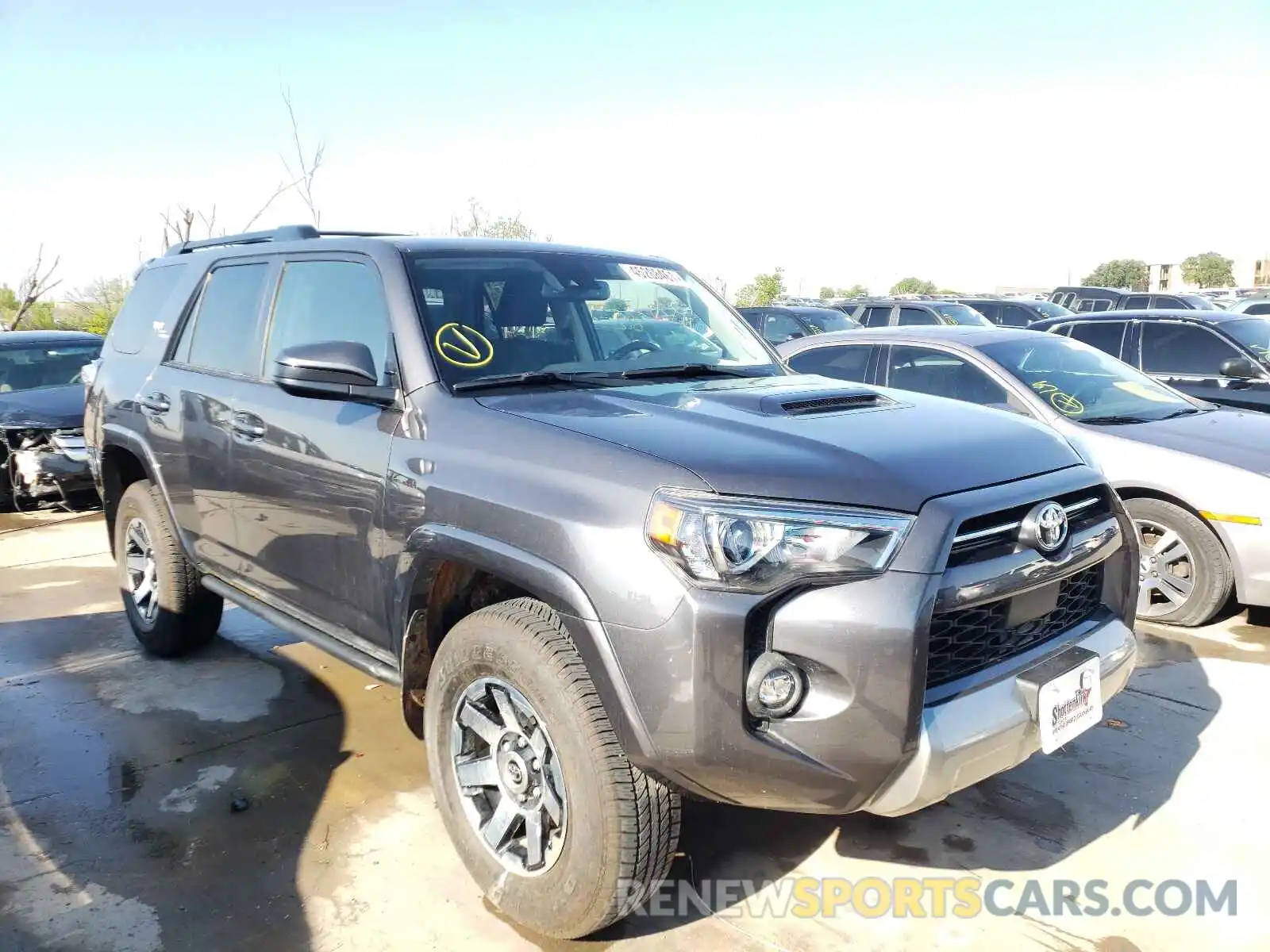 1 Photograph of a damaged car JTEPU5JR1M5925212 TOYOTA 4RUNNER 2021