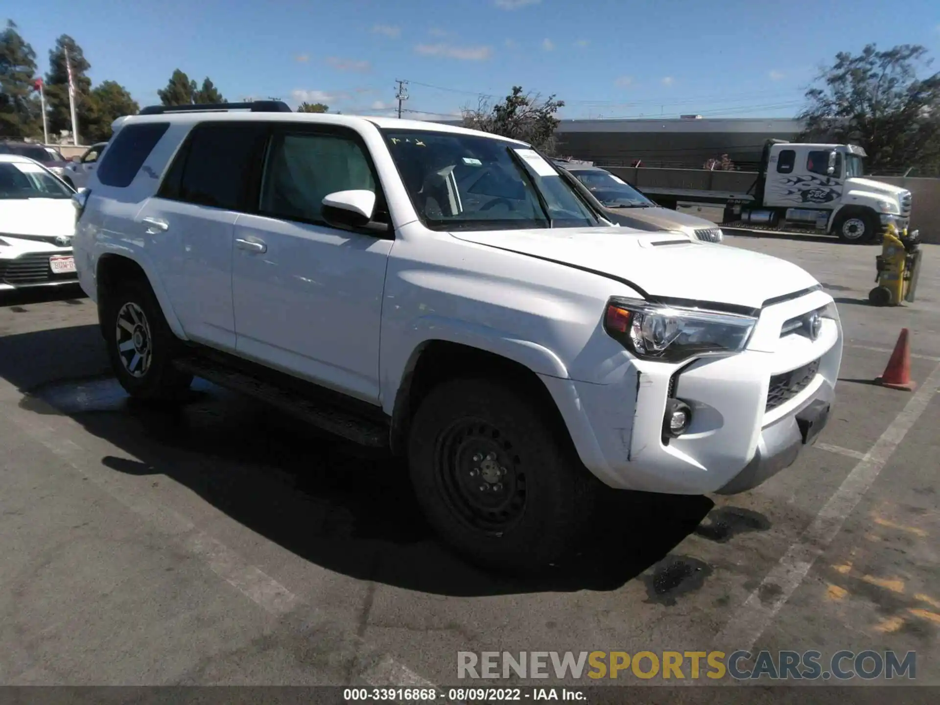 1 Photograph of a damaged car JTEPU5JR1M5936467 TOYOTA 4RUNNER 2021