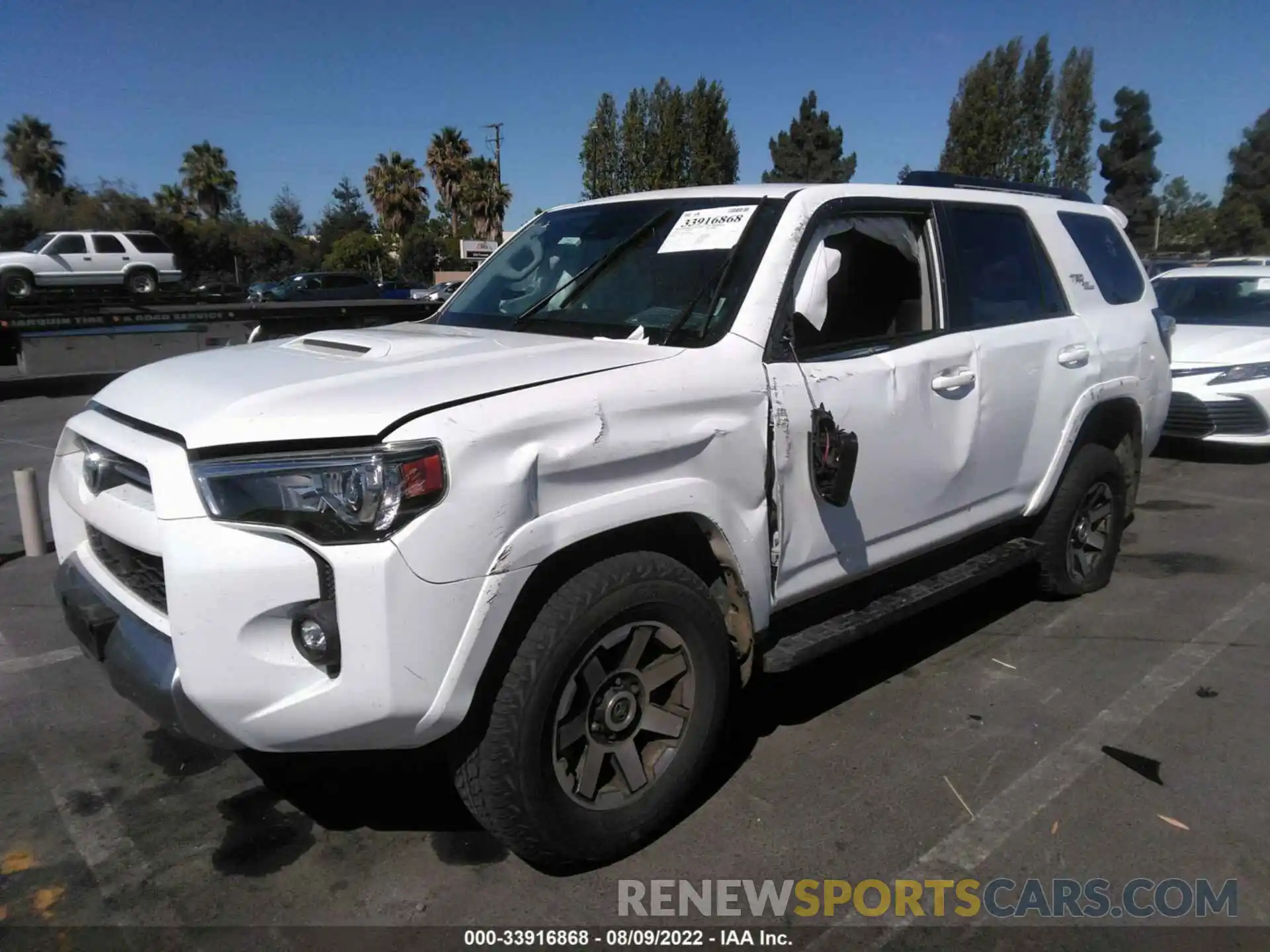 2 Photograph of a damaged car JTEPU5JR1M5936467 TOYOTA 4RUNNER 2021