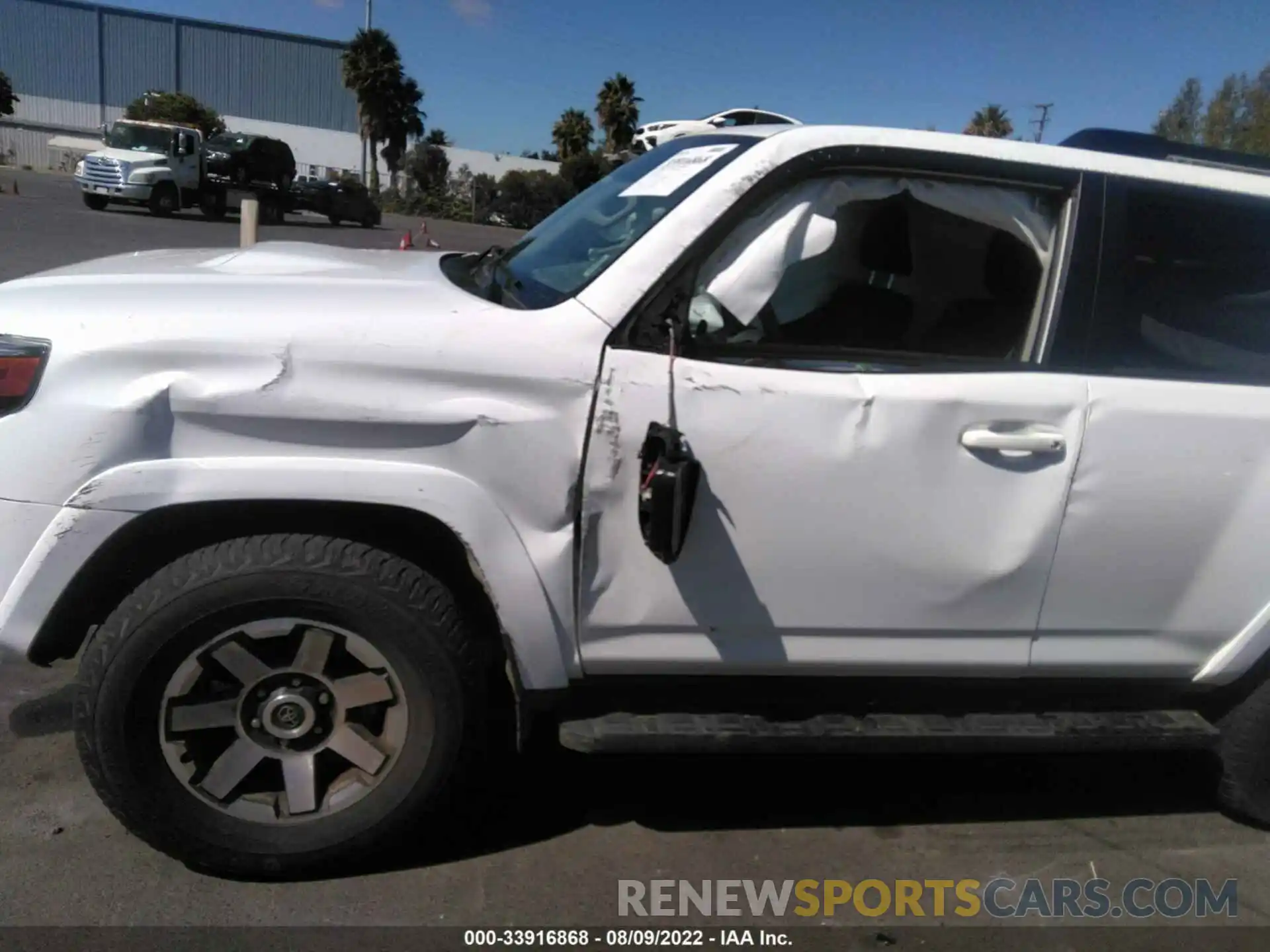 6 Photograph of a damaged car JTEPU5JR1M5936467 TOYOTA 4RUNNER 2021