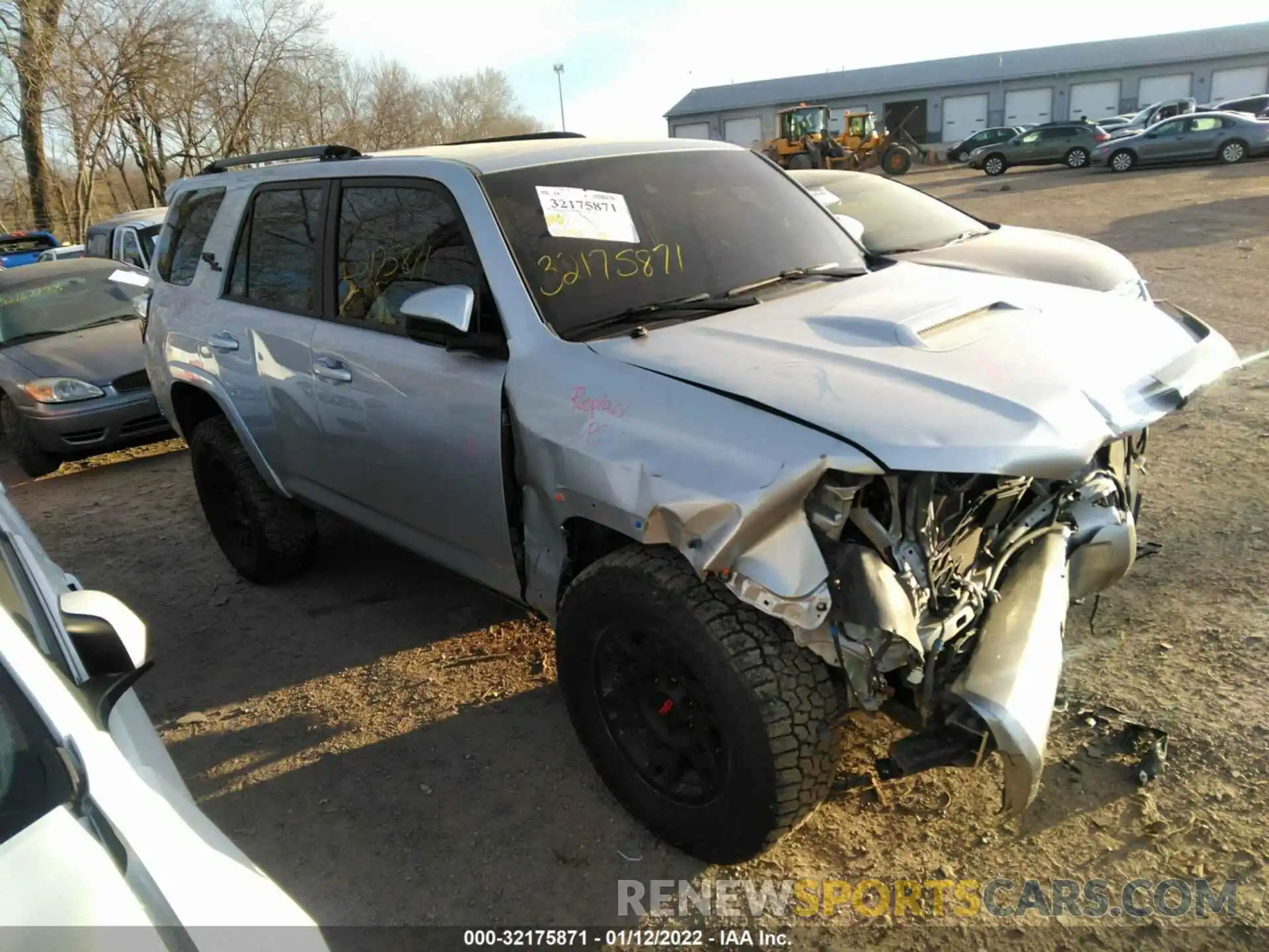 1 Photograph of a damaged car JTEPU5JR1M5948439 TOYOTA 4RUNNER 2021