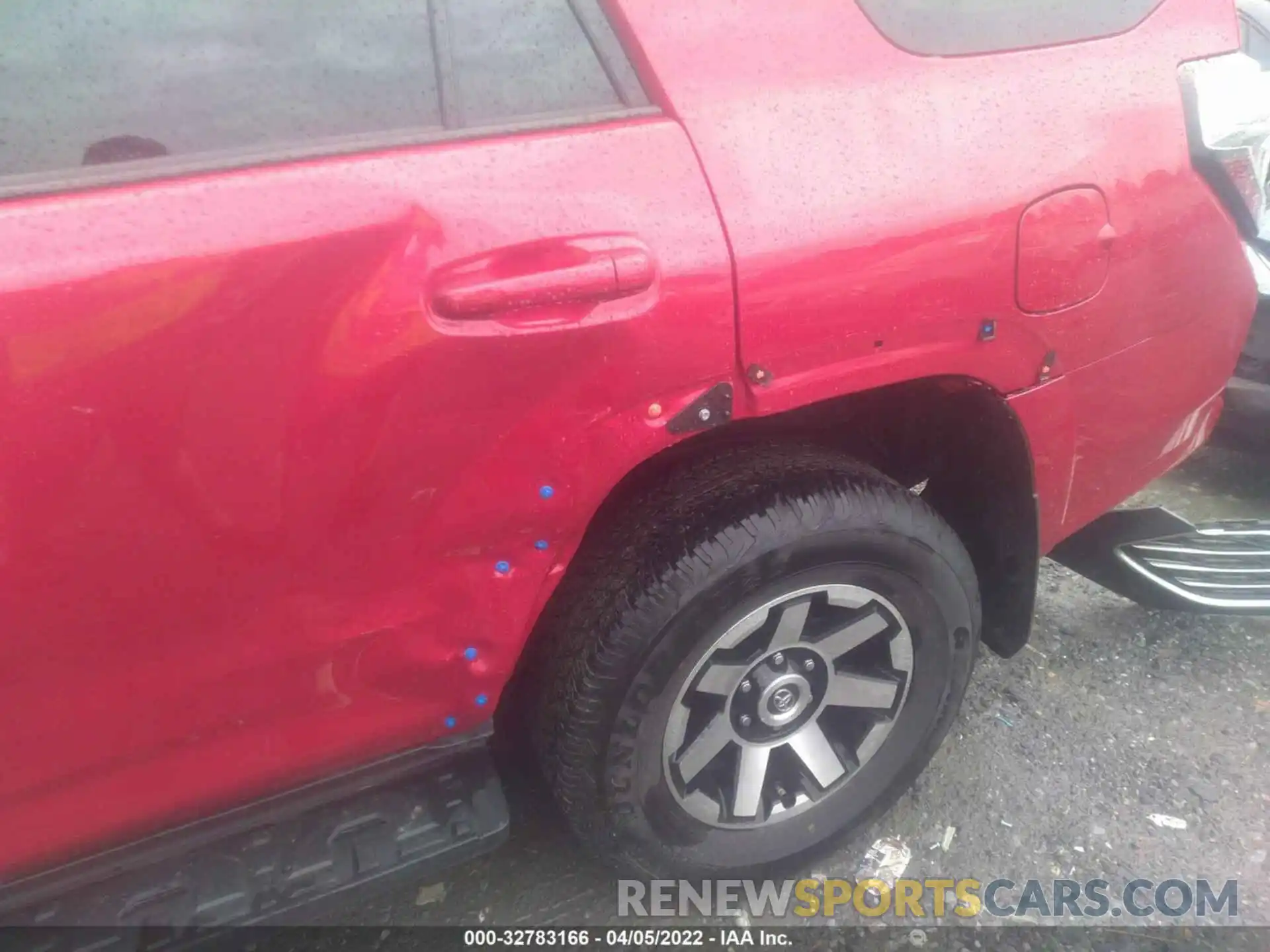 6 Photograph of a damaged car JTEPU5JR2M5930435 TOYOTA 4RUNNER 2021