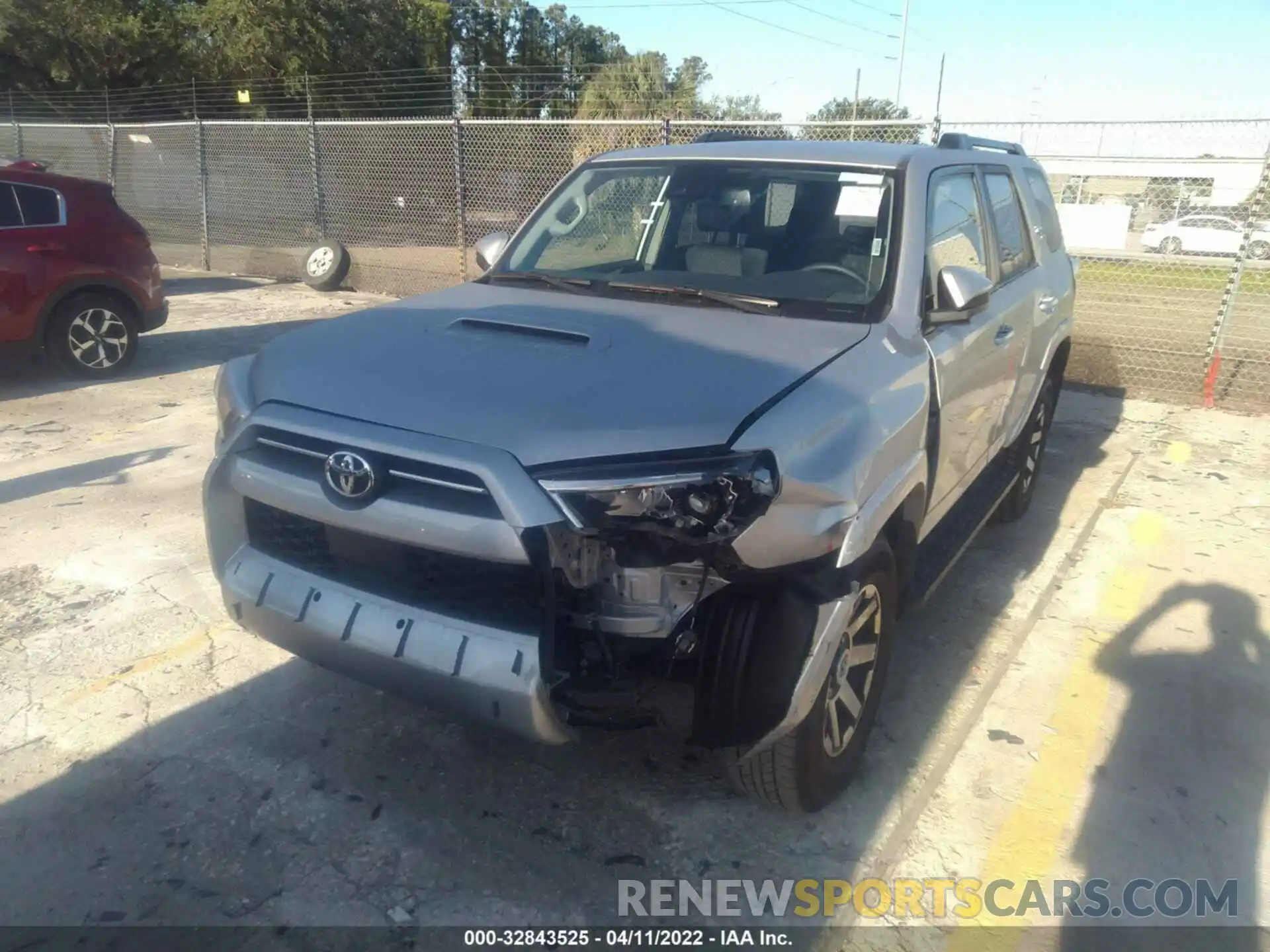 6 Photograph of a damaged car JTEPU5JR2M5935277 TOYOTA 4RUNNER 2021