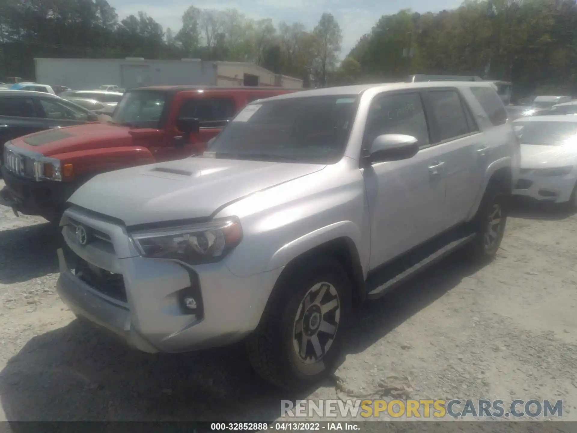 2 Photograph of a damaged car JTEPU5JR3M5934557 TOYOTA 4RUNNER 2021