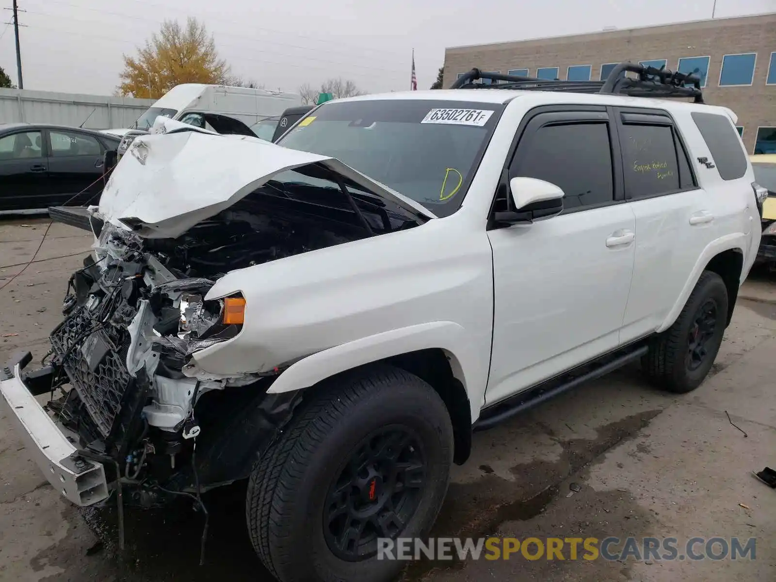 2 Photograph of a damaged car JTEPU5JR3M5952282 TOYOTA 4RUNNER 2021