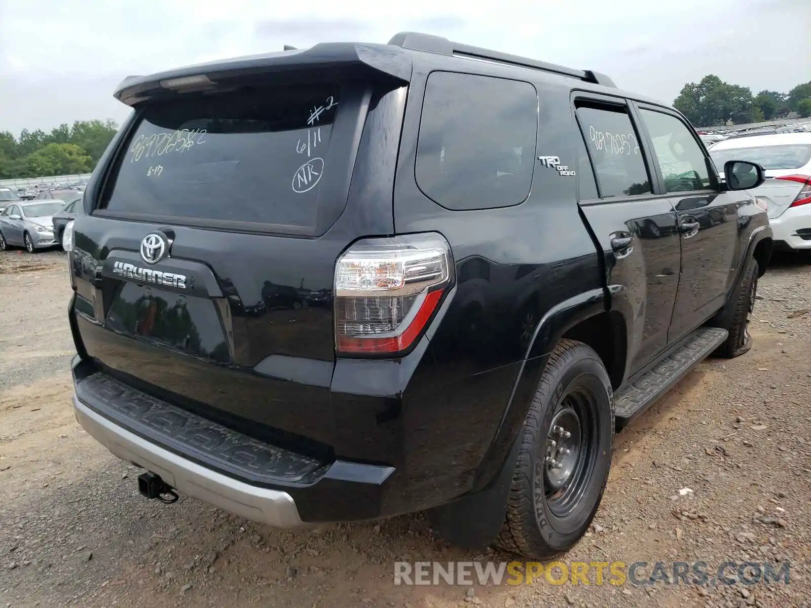 4 Photograph of a damaged car JTEPU5JR4M5920070 TOYOTA 4RUNNER 2021