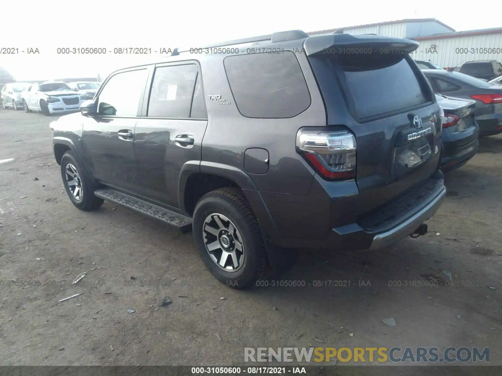 3 Фотография поврежденного автомобиля JTEPU5JR4M5932980 TOYOTA 4RUNNER 2021