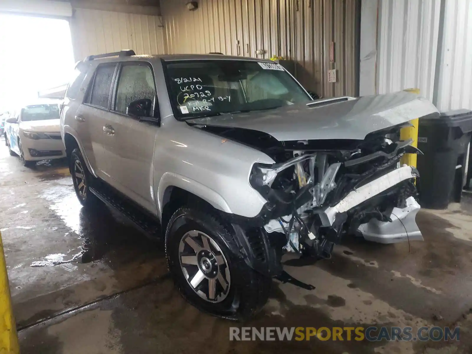 1 Photograph of a damaged car JTEPU5JR4M5935586 TOYOTA 4RUNNER 2021