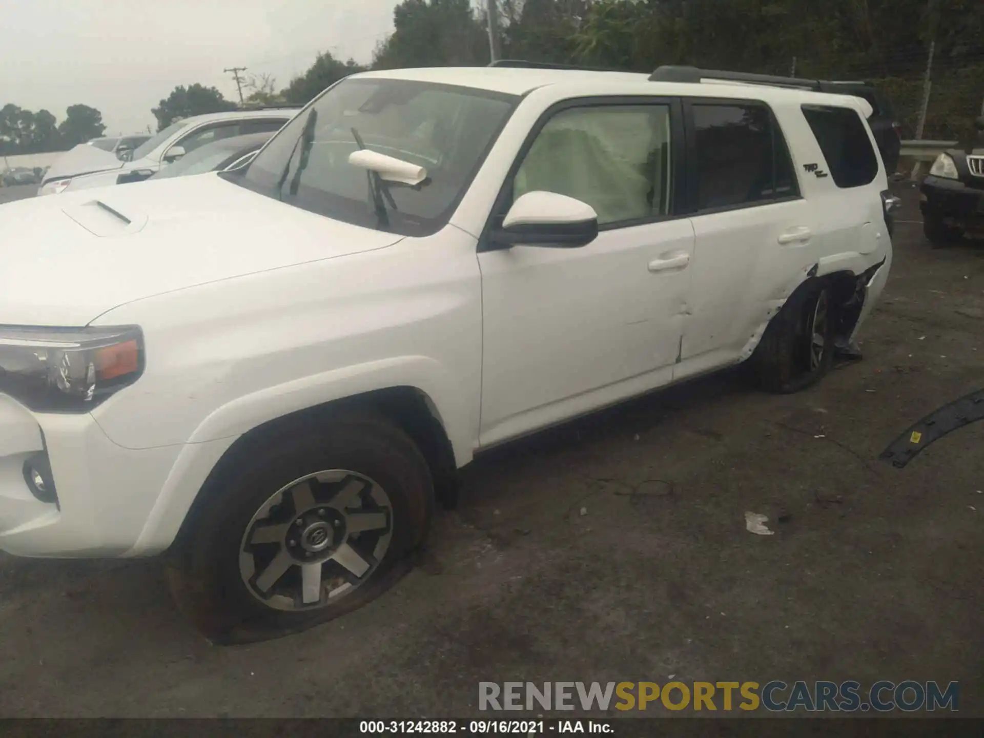 6 Photograph of a damaged car JTEPU5JR4M5957135 TOYOTA 4RUNNER 2021