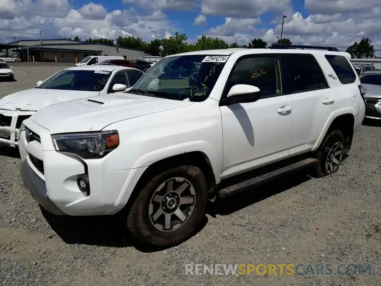 2 Photograph of a damaged car JTEPU5JR5M5921714 TOYOTA 4RUNNER 2021