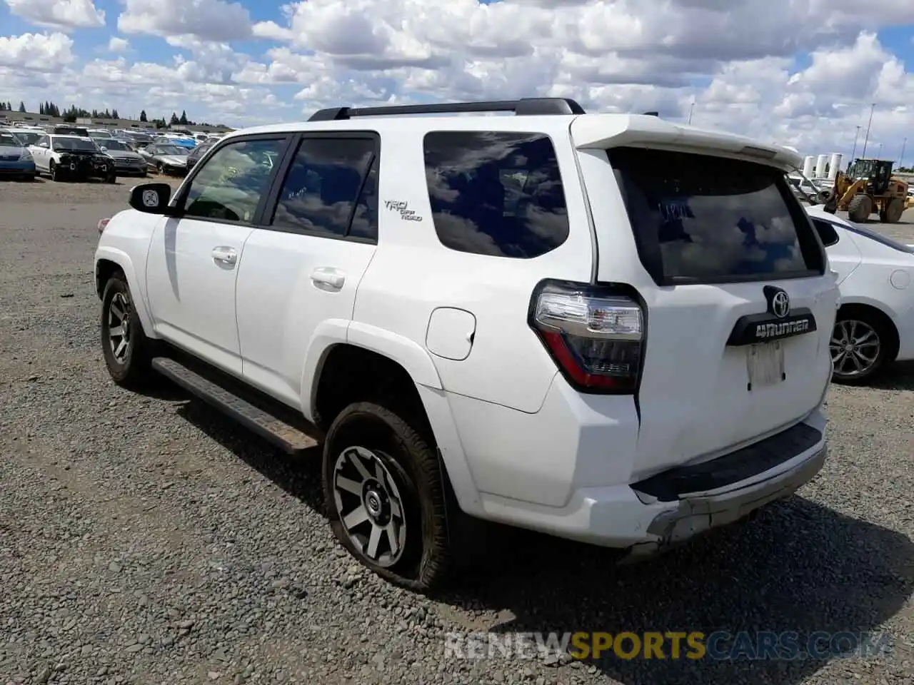 3 Photograph of a damaged car JTEPU5JR5M5921714 TOYOTA 4RUNNER 2021