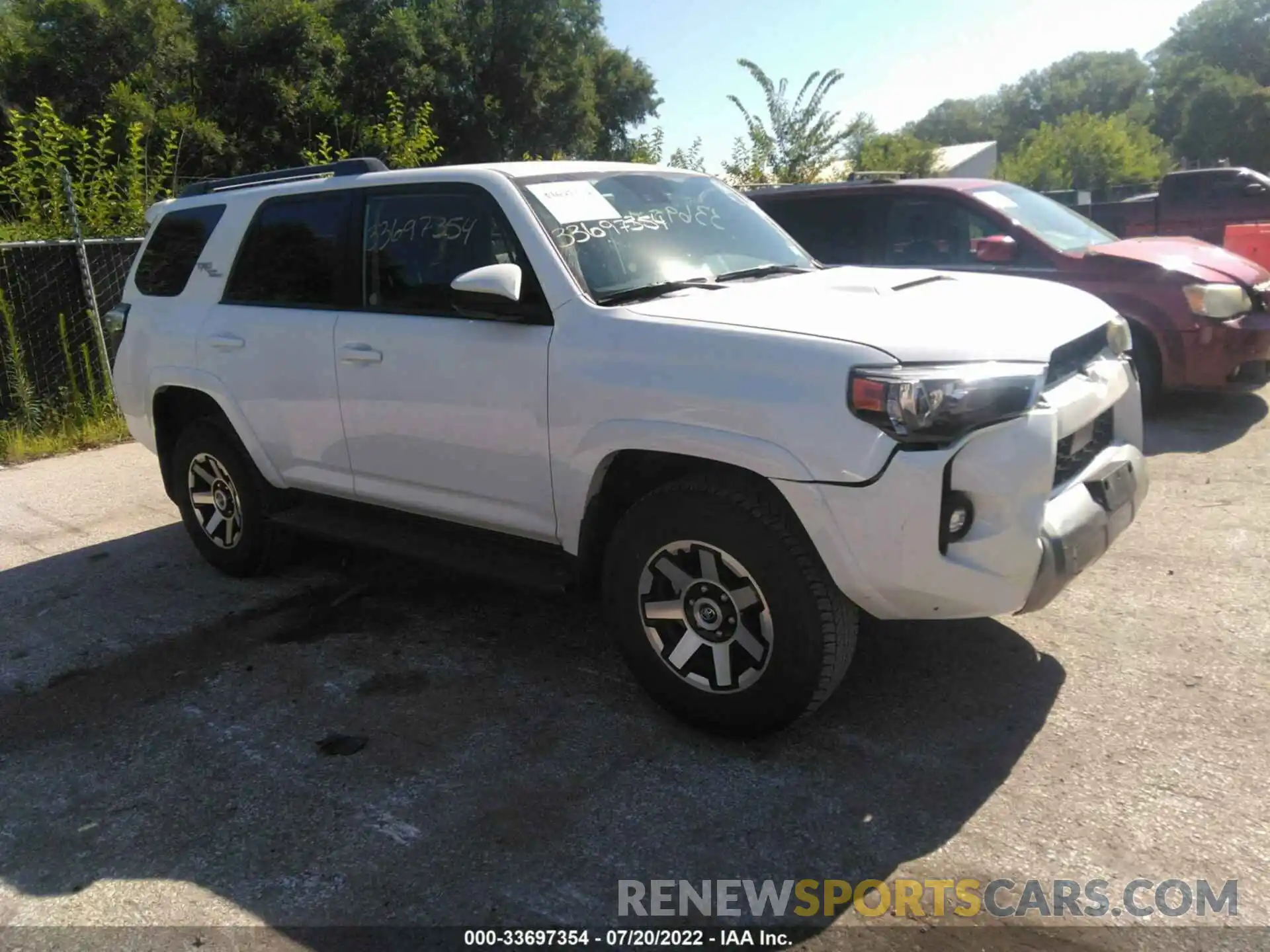 1 Photograph of a damaged car JTEPU5JR5M5934396 TOYOTA 4RUNNER 2021