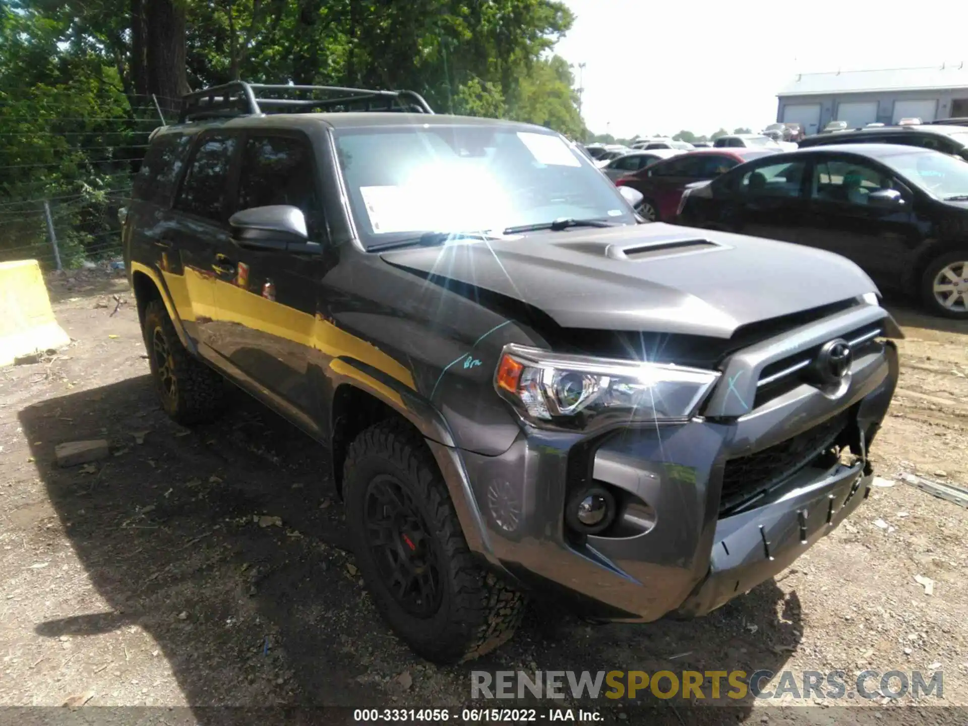 1 Photograph of a damaged car JTEPU5JR5M5939114 TOYOTA 4RUNNER 2021