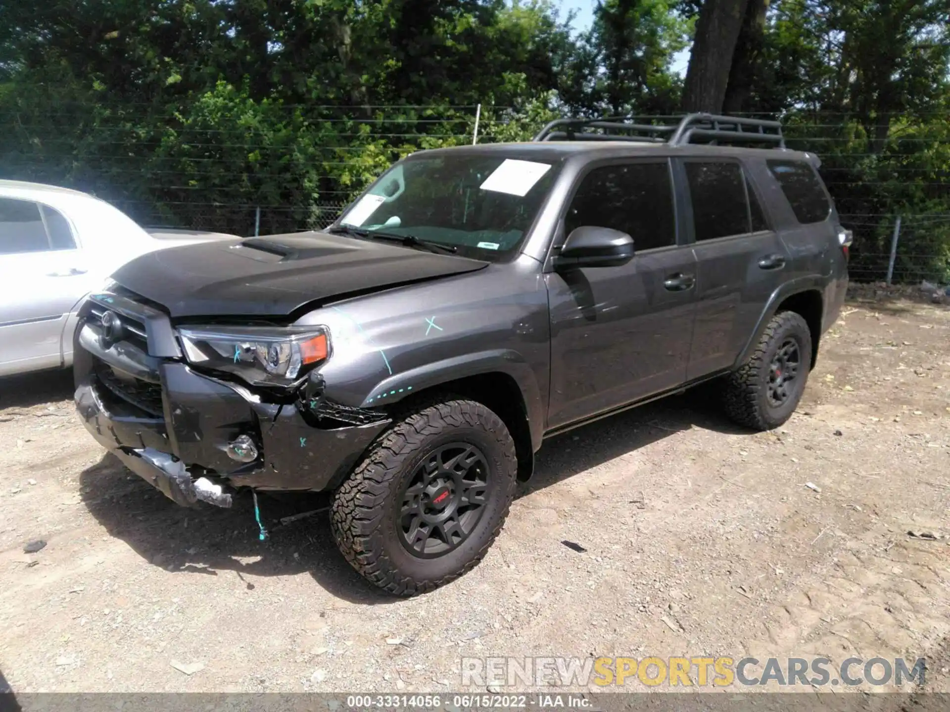 2 Photograph of a damaged car JTEPU5JR5M5939114 TOYOTA 4RUNNER 2021