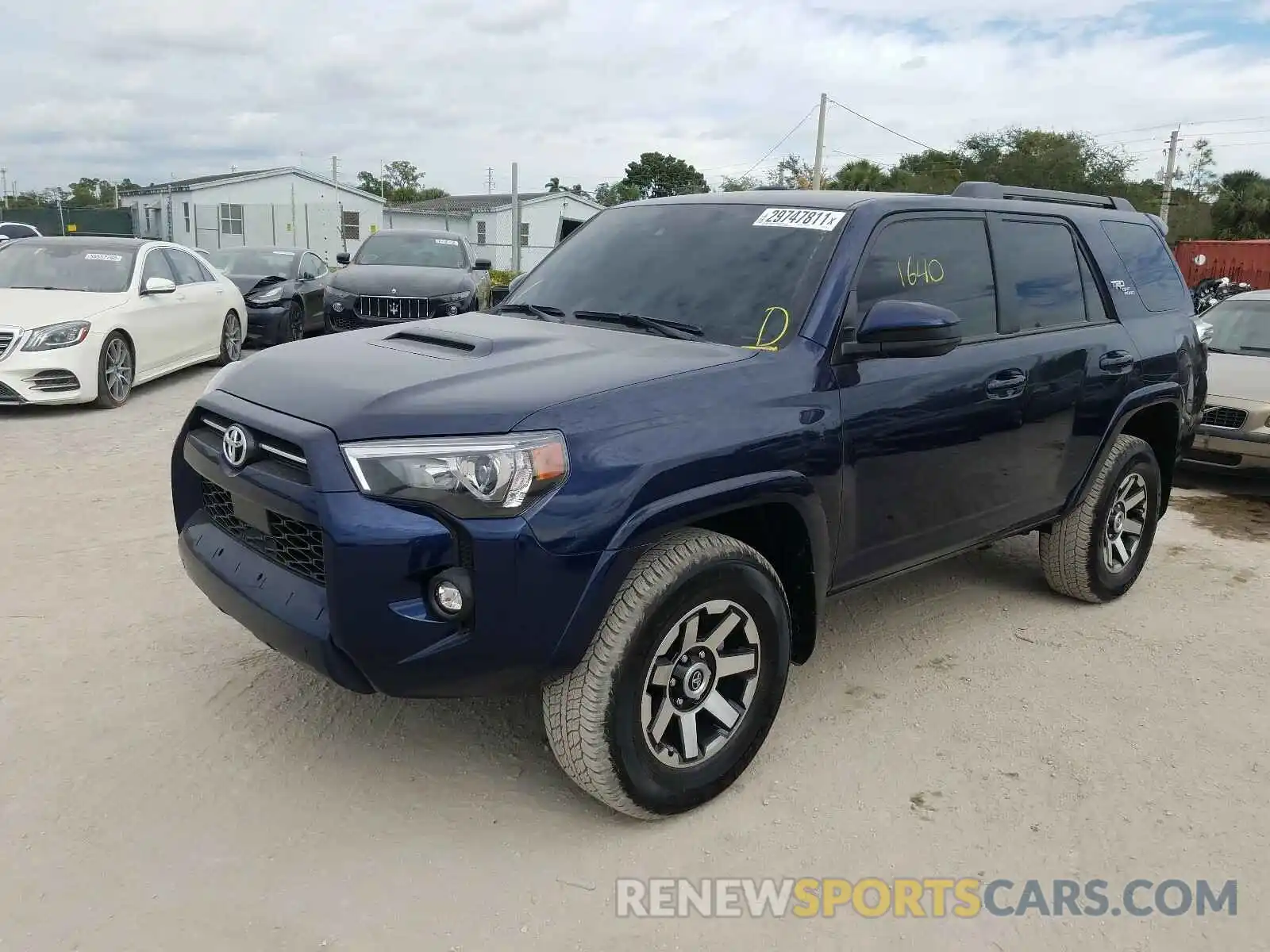 2 Photograph of a damaged car JTEPU5JR6M5872636 TOYOTA 4RUNNER 2021