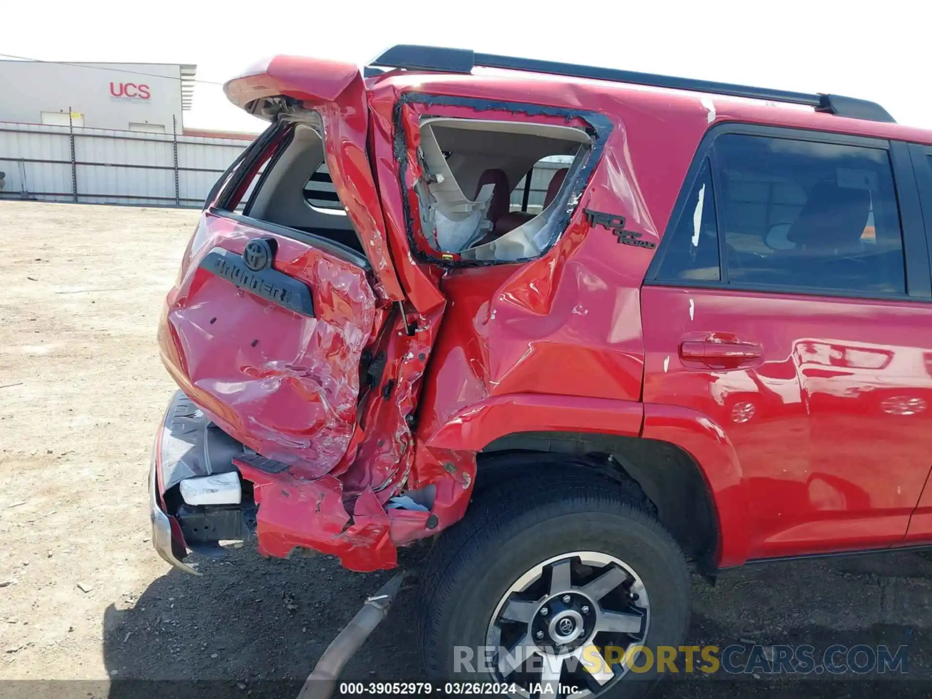 6 Photograph of a damaged car JTEPU5JR7M5917602 TOYOTA 4RUNNER 2021