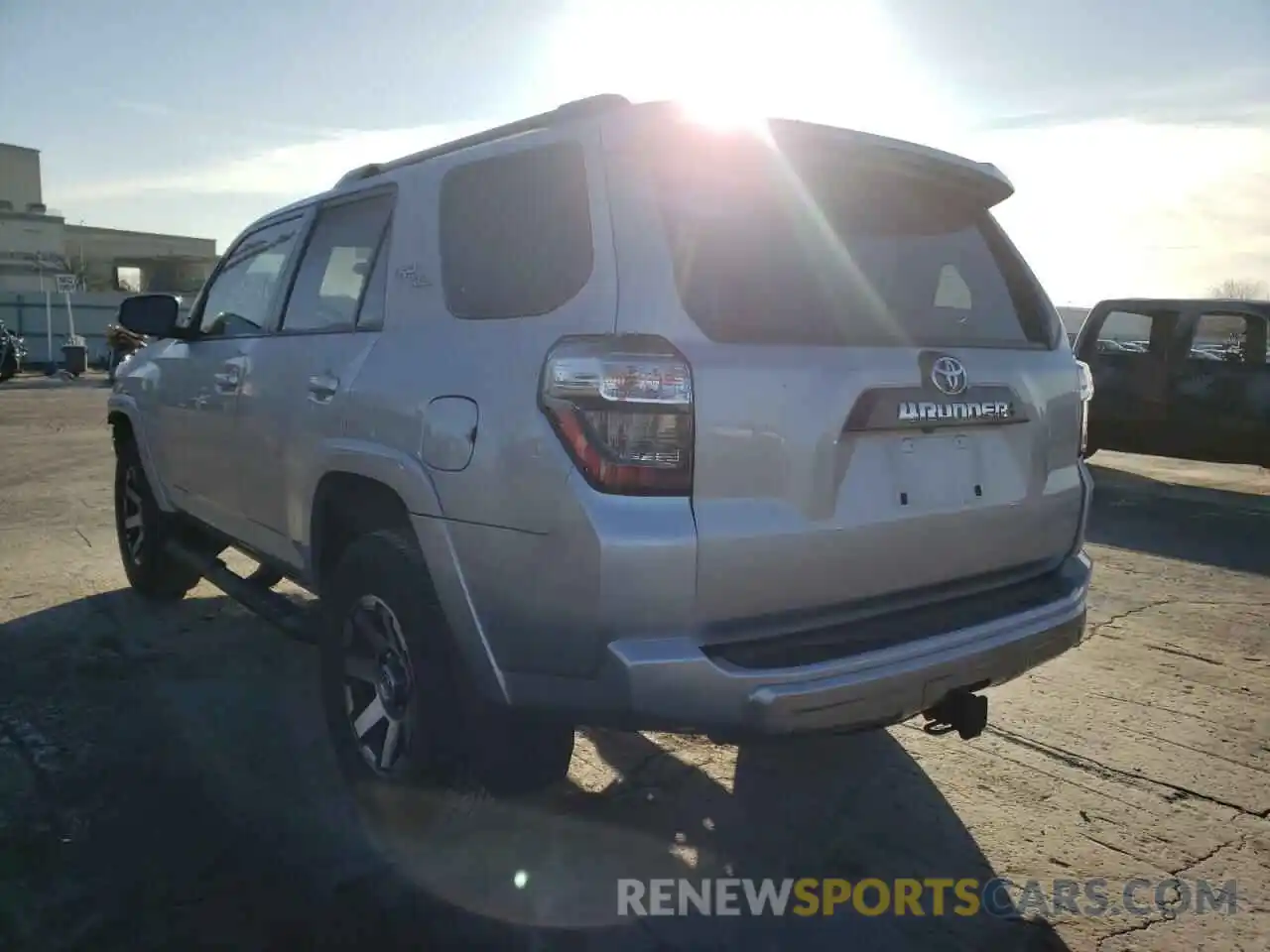 3 Photograph of a damaged car JTEPU5JR7M5954519 TOYOTA 4RUNNER 2021