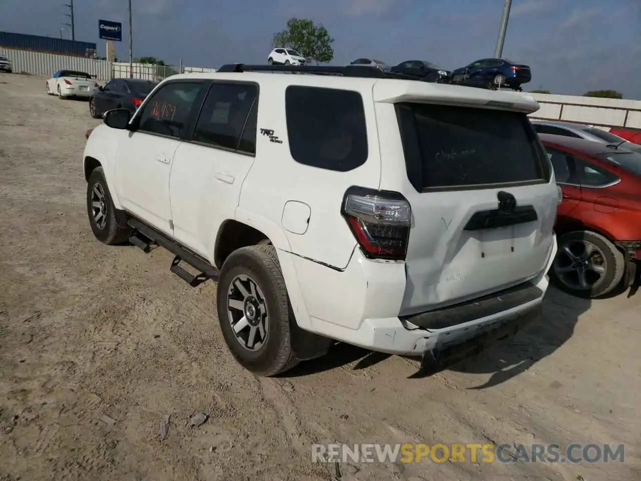 3 Photograph of a damaged car JTEPU5JR8M5899966 TOYOTA 4RUNNER 2021