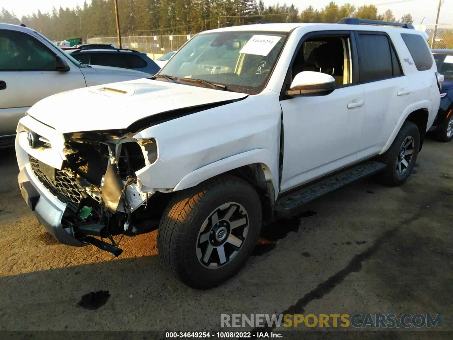 2 Photograph of a damaged car JTEPU5JR8M5903529 TOYOTA 4RUNNER 2021