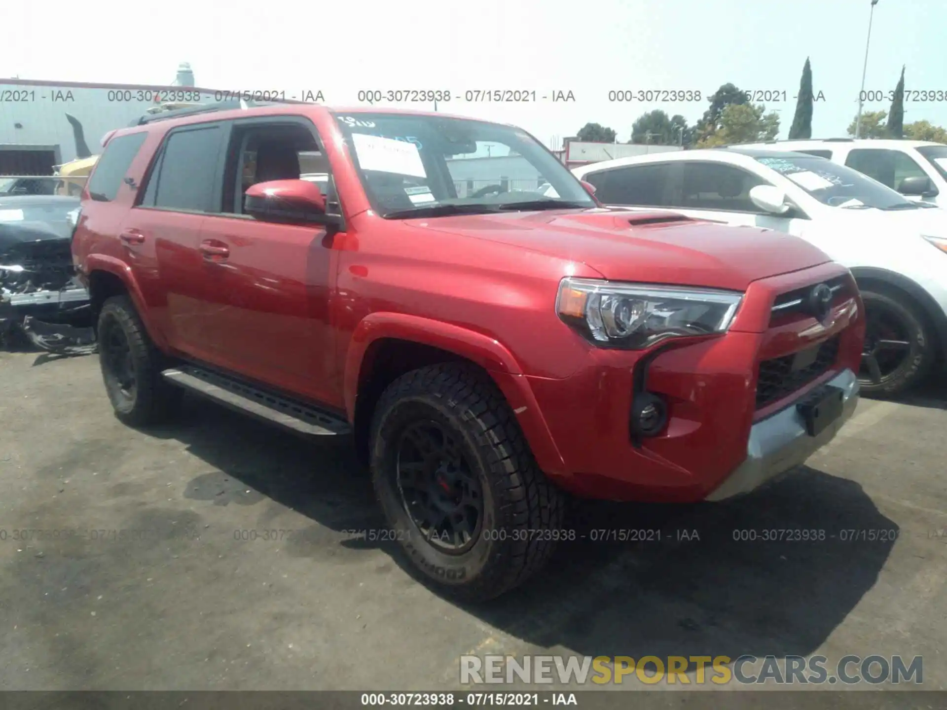 1 Photograph of a damaged car JTEPU5JR8M5908844 TOYOTA 4RUNNER 2021