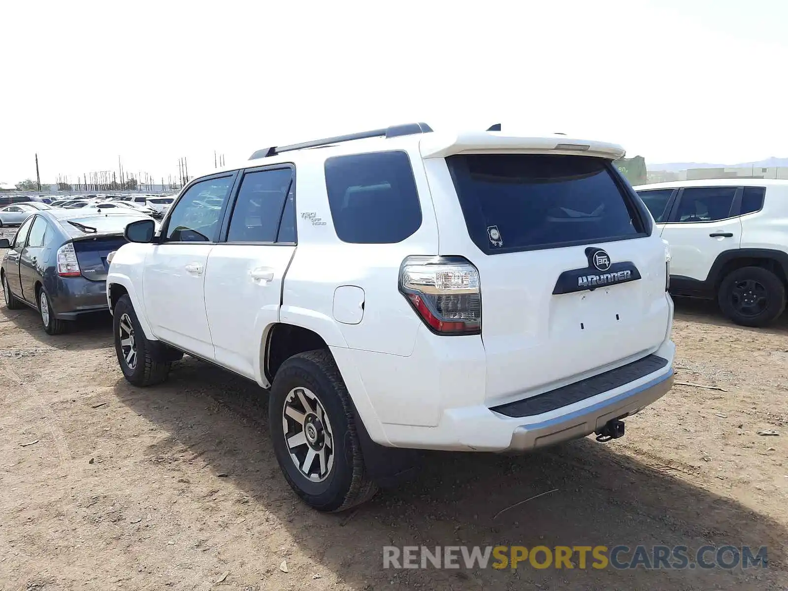 3 Photograph of a damaged car JTEPU5JR9M5856320 TOYOTA 4RUNNER 2021