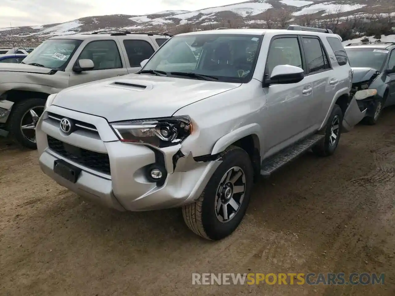 2 Photograph of a damaged car JTEPU5JR9M5905015 TOYOTA 4RUNNER 2021