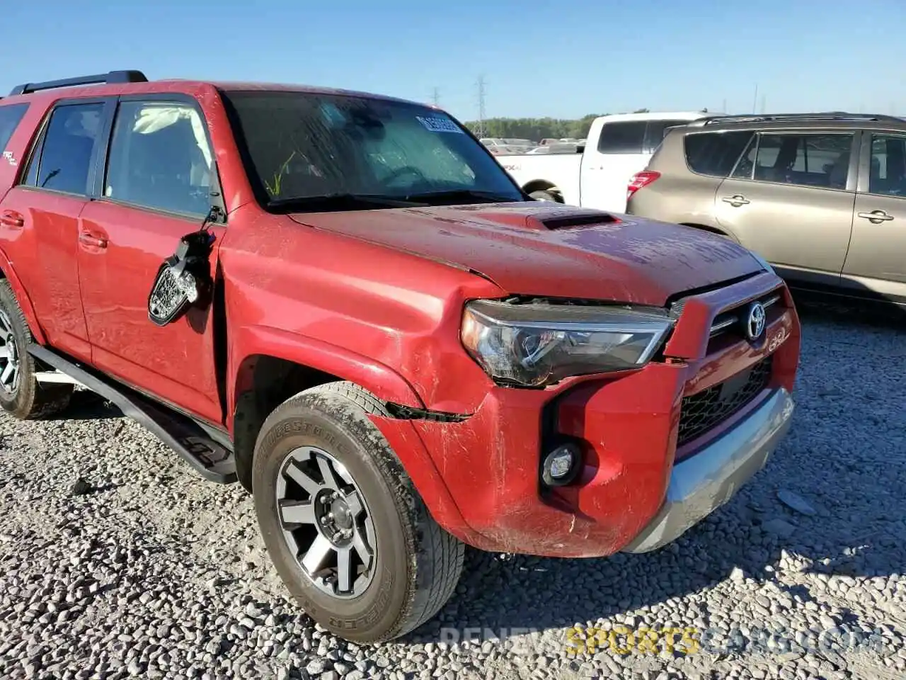 9 Photograph of a damaged car JTEPU5JR9M5928942 TOYOTA 4RUNNER 2021