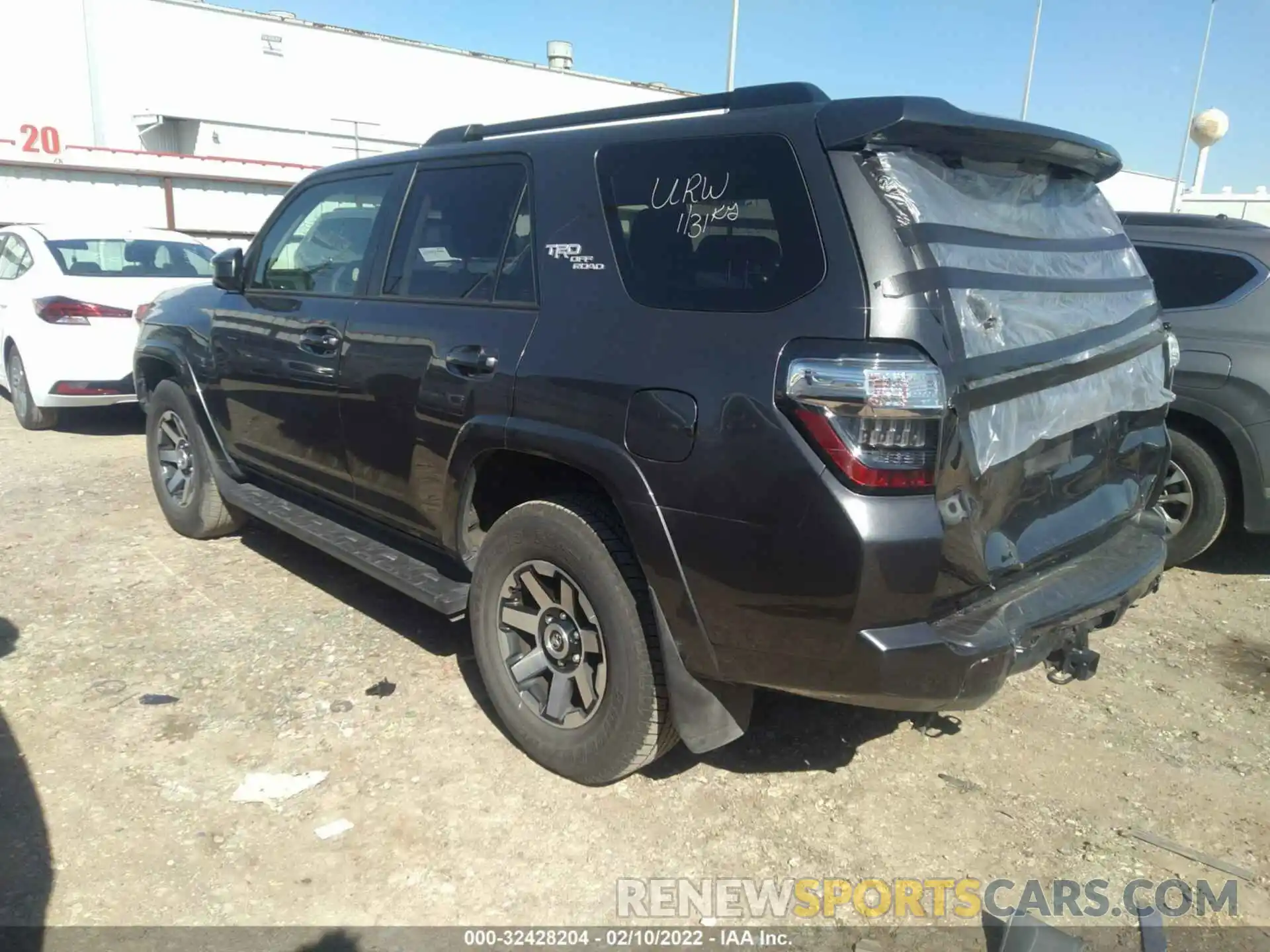 3 Фотография поврежденного автомобиля JTEPU5JR9M5929797 TOYOTA 4RUNNER 2021