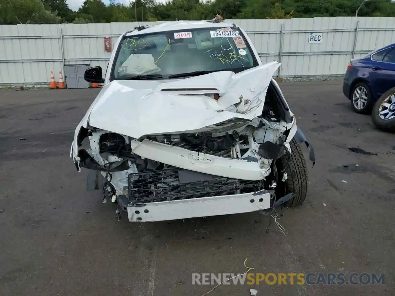 9 Photograph of a damaged car JTEPU5JR9M5932084 TOYOTA 4RUNNER 2021