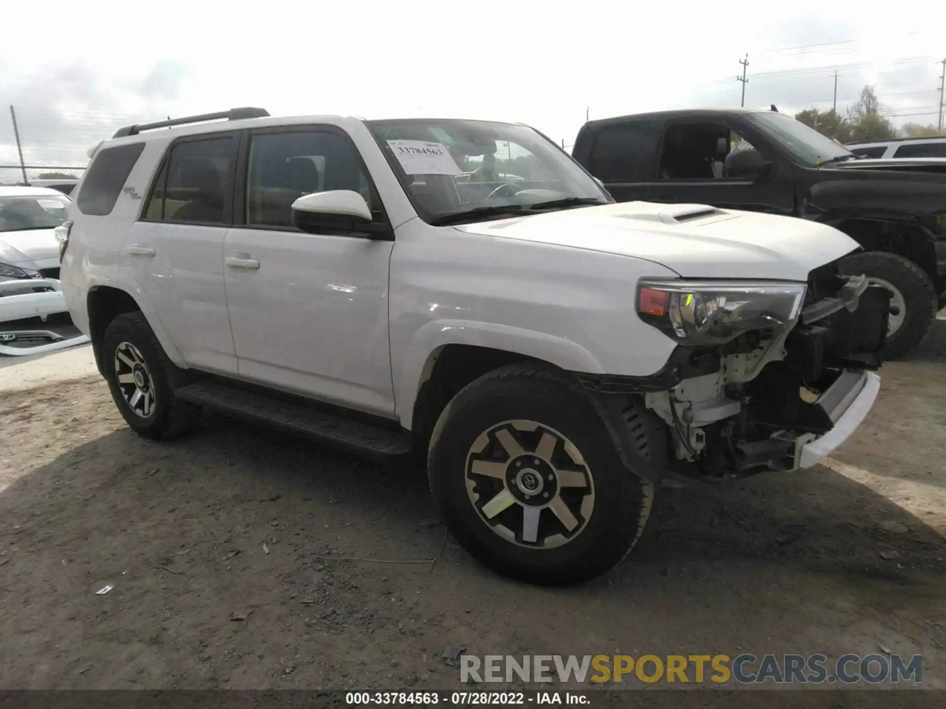 1 Photograph of a damaged car JTEPU5JR9M5934272 TOYOTA 4RUNNER 2021