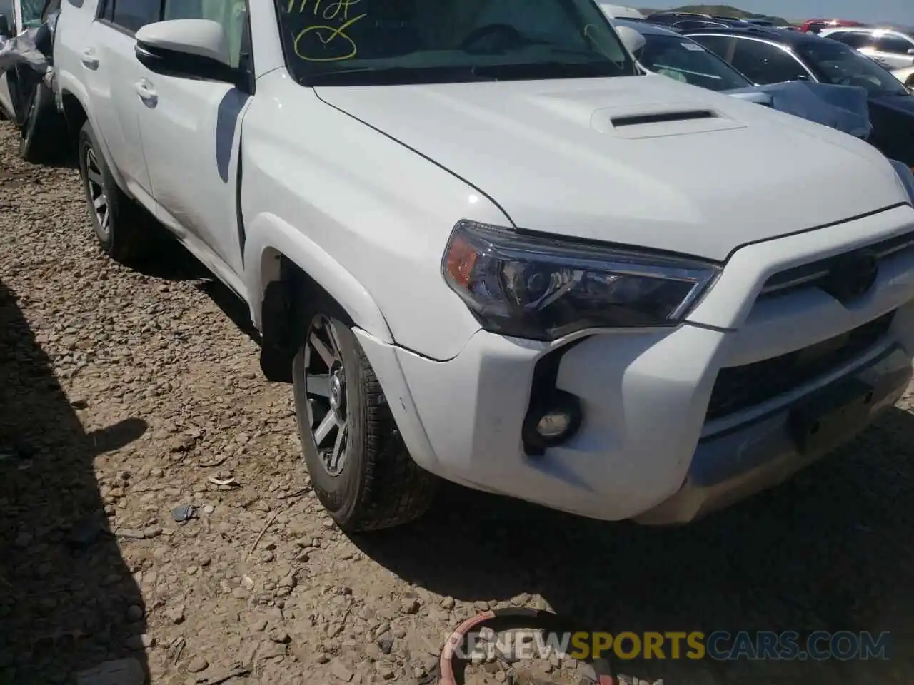 9 Фотография поврежденного автомобиля JTERU5JR0M5928417 TOYOTA 4RUNNER 2021