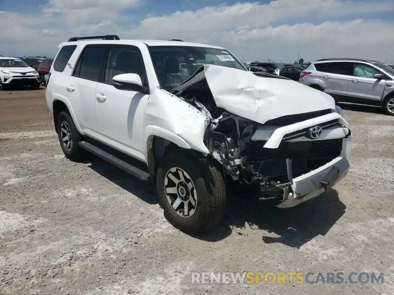 1 Photograph of a damaged car JTERU5JR0M5935299 TOYOTA 4RUNNER 2021