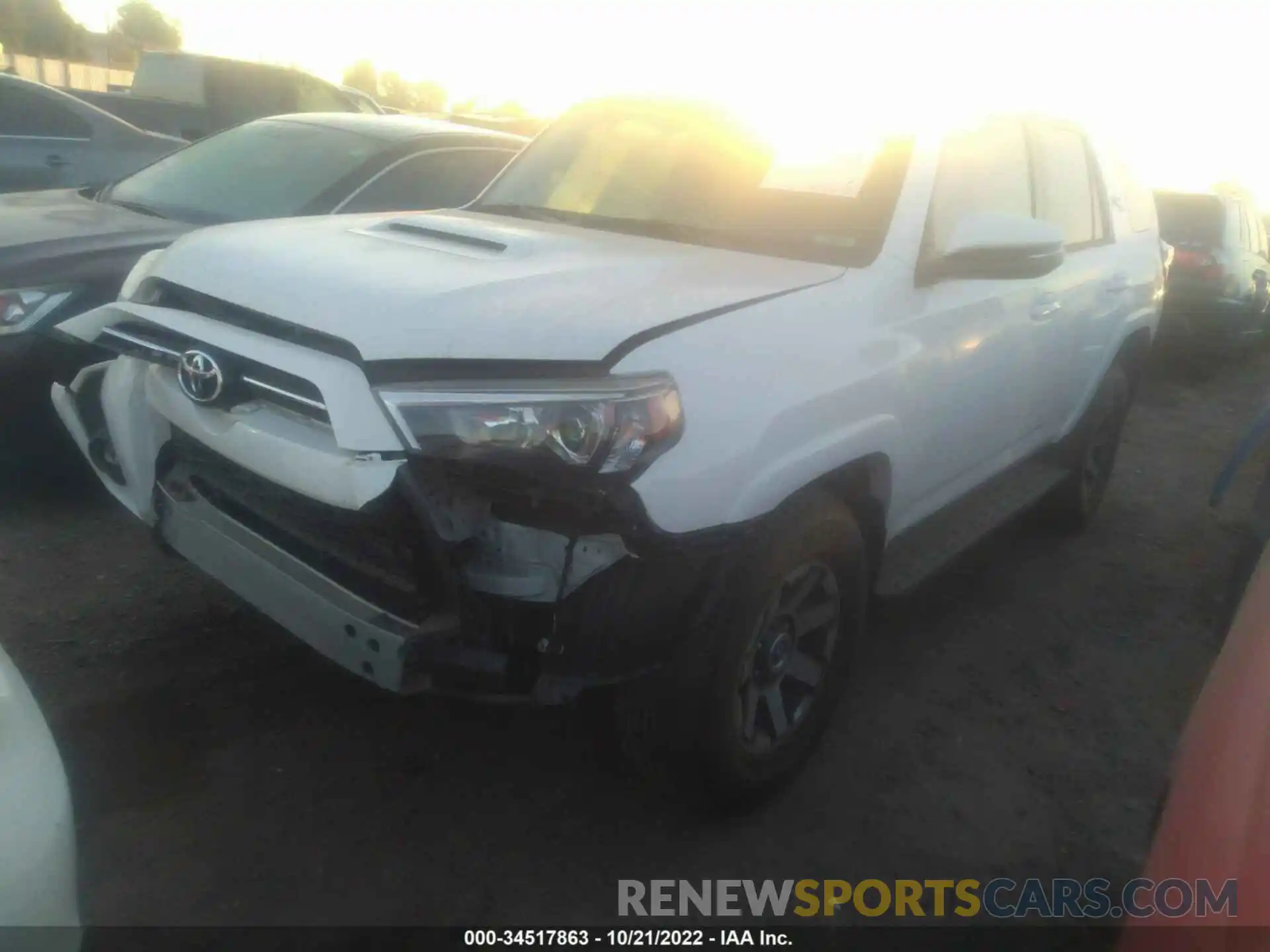 2 Photograph of a damaged car JTERU5JR0M5937702 TOYOTA 4RUNNER 2021