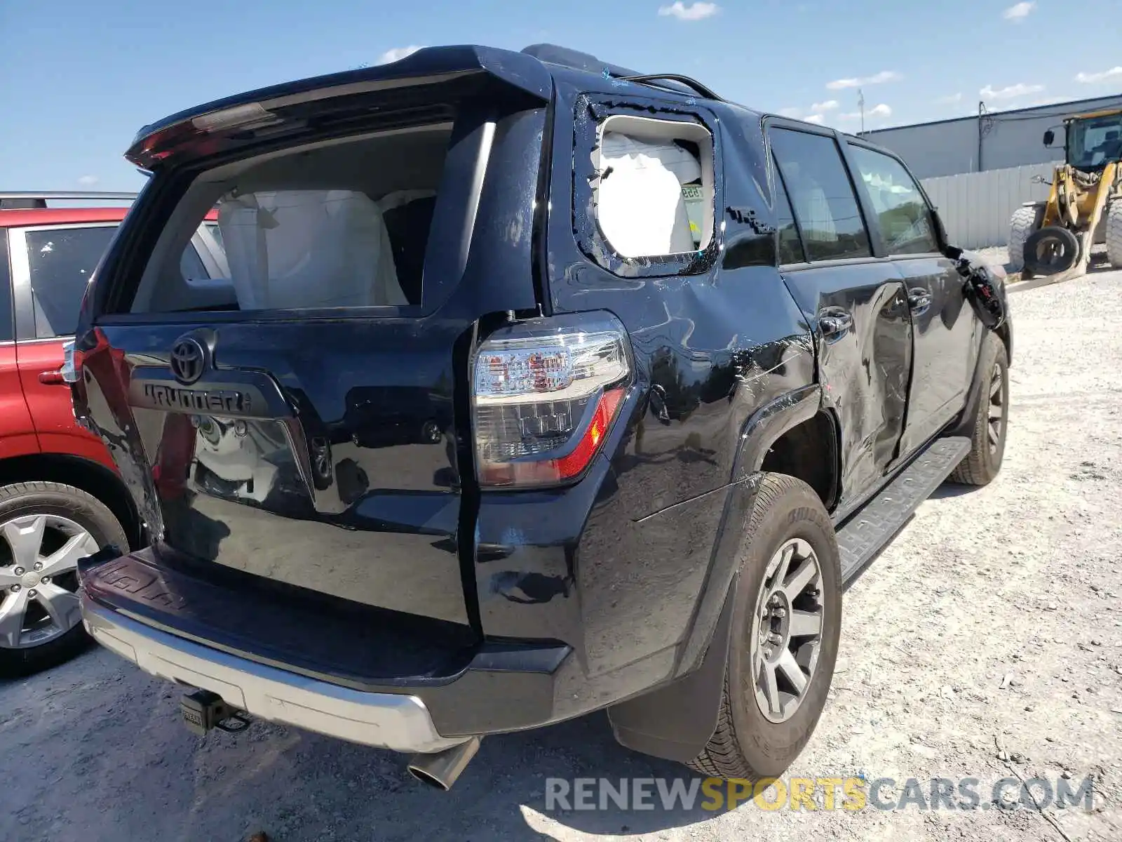 4 Photograph of a damaged car JTERU5JR1M5859642 TOYOTA 4RUNNER 2021