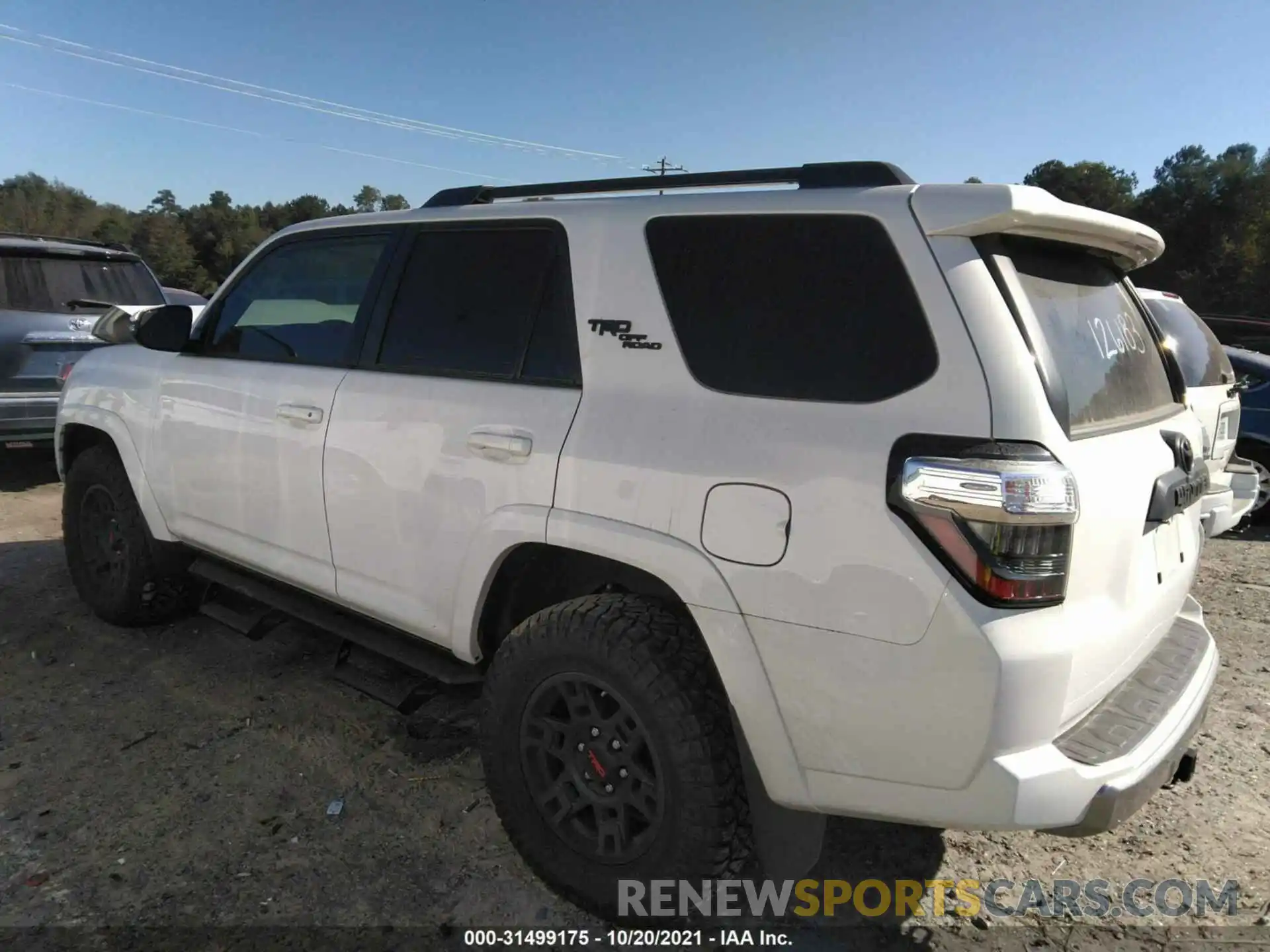 3 Photograph of a damaged car JTERU5JR1M5871953 TOYOTA 4RUNNER 2021