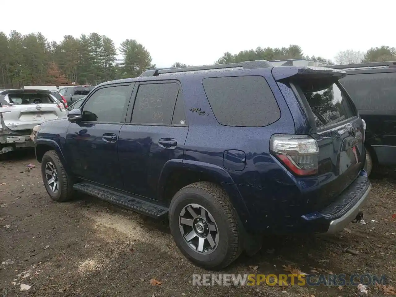 3 Photograph of a damaged car JTERU5JR1M5894603 TOYOTA 4RUNNER 2021