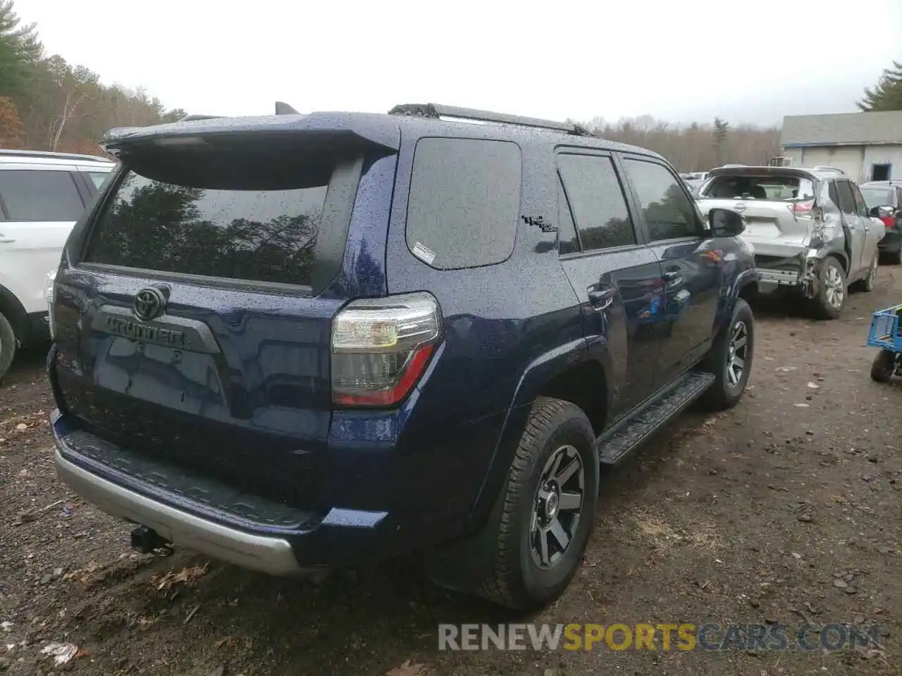 4 Photograph of a damaged car JTERU5JR1M5894603 TOYOTA 4RUNNER 2021