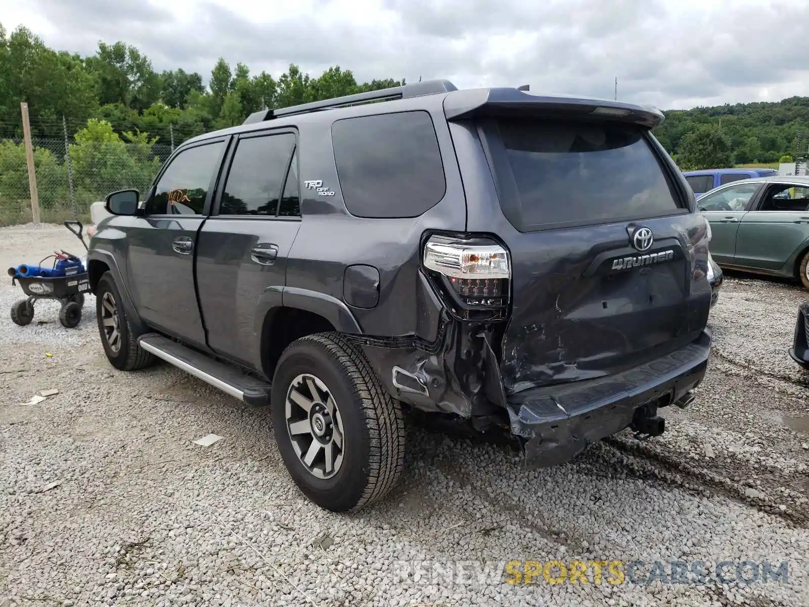 3 Фотография поврежденного автомобиля JTERU5JR1M5908564 TOYOTA 4RUNNER 2021