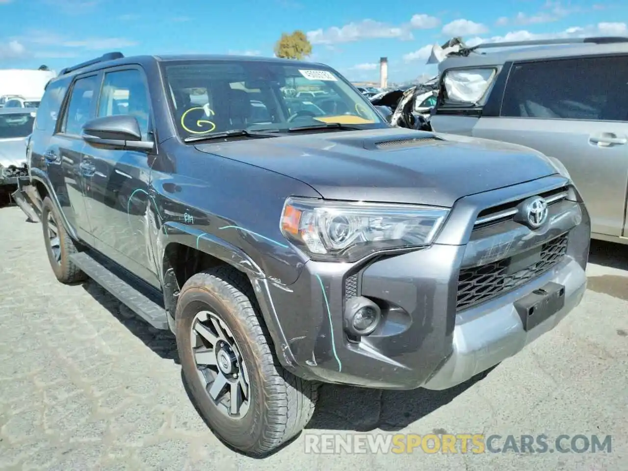 1 Photograph of a damaged car JTERU5JR2M5892102 TOYOTA 4RUNNER 2021