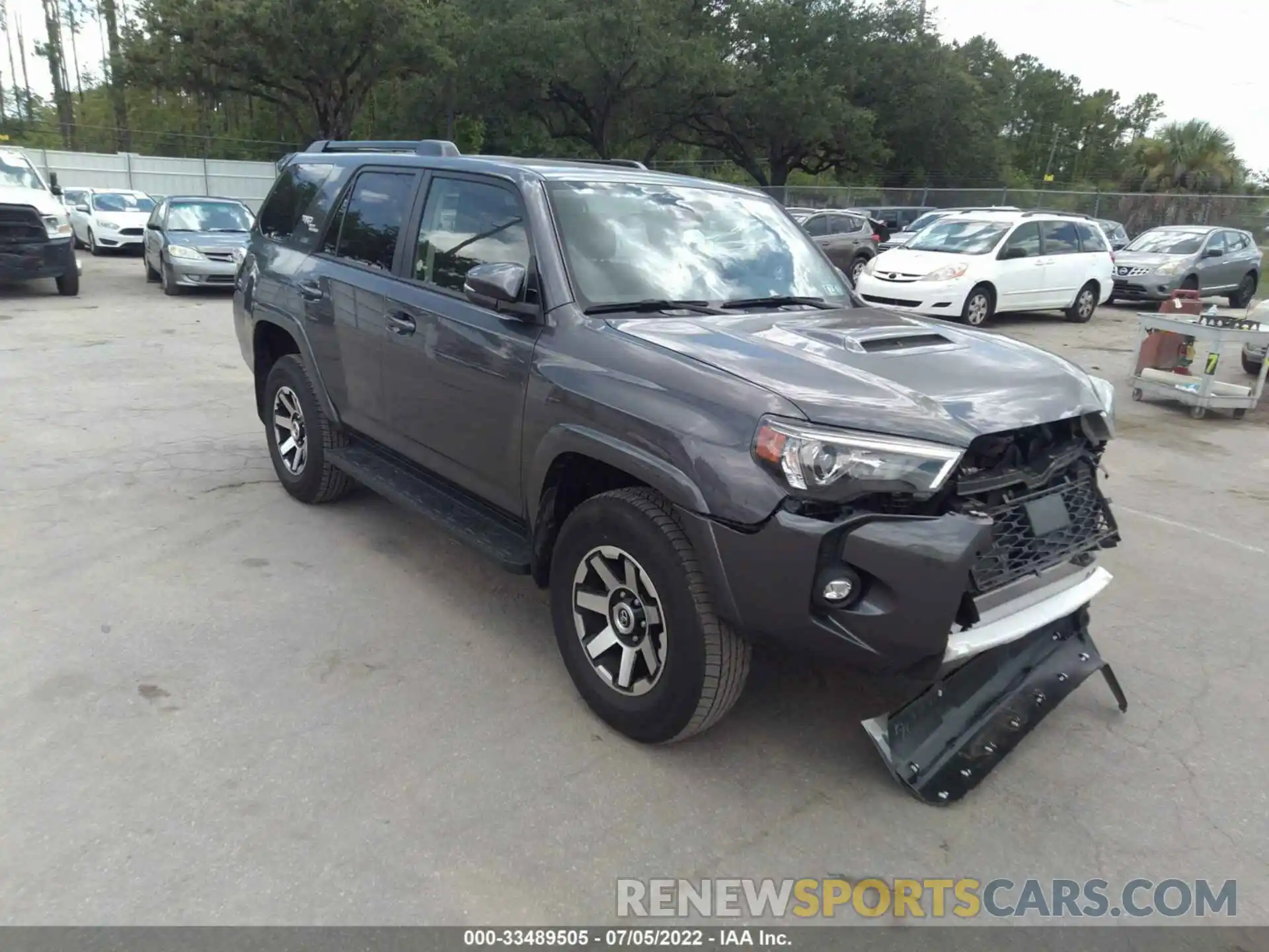 1 Photograph of a damaged car JTERU5JR2M5920156 TOYOTA 4RUNNER 2021