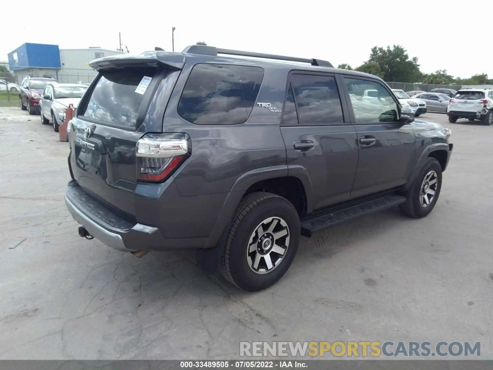 4 Фотография поврежденного автомобиля JTERU5JR2M5920156 TOYOTA 4RUNNER 2021