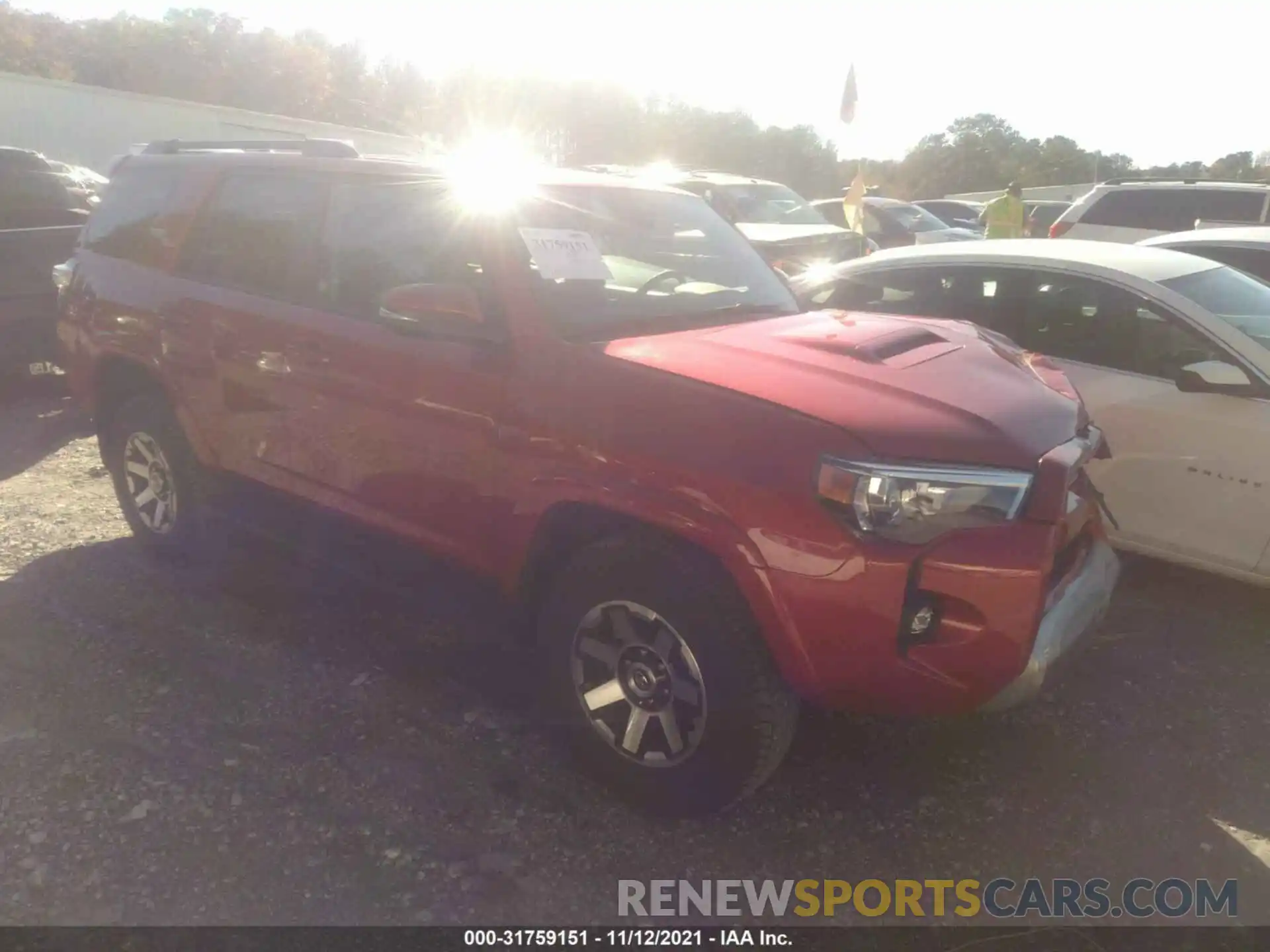 1 Photograph of a damaged car JTERU5JR2M5924207 TOYOTA 4RUNNER 2021