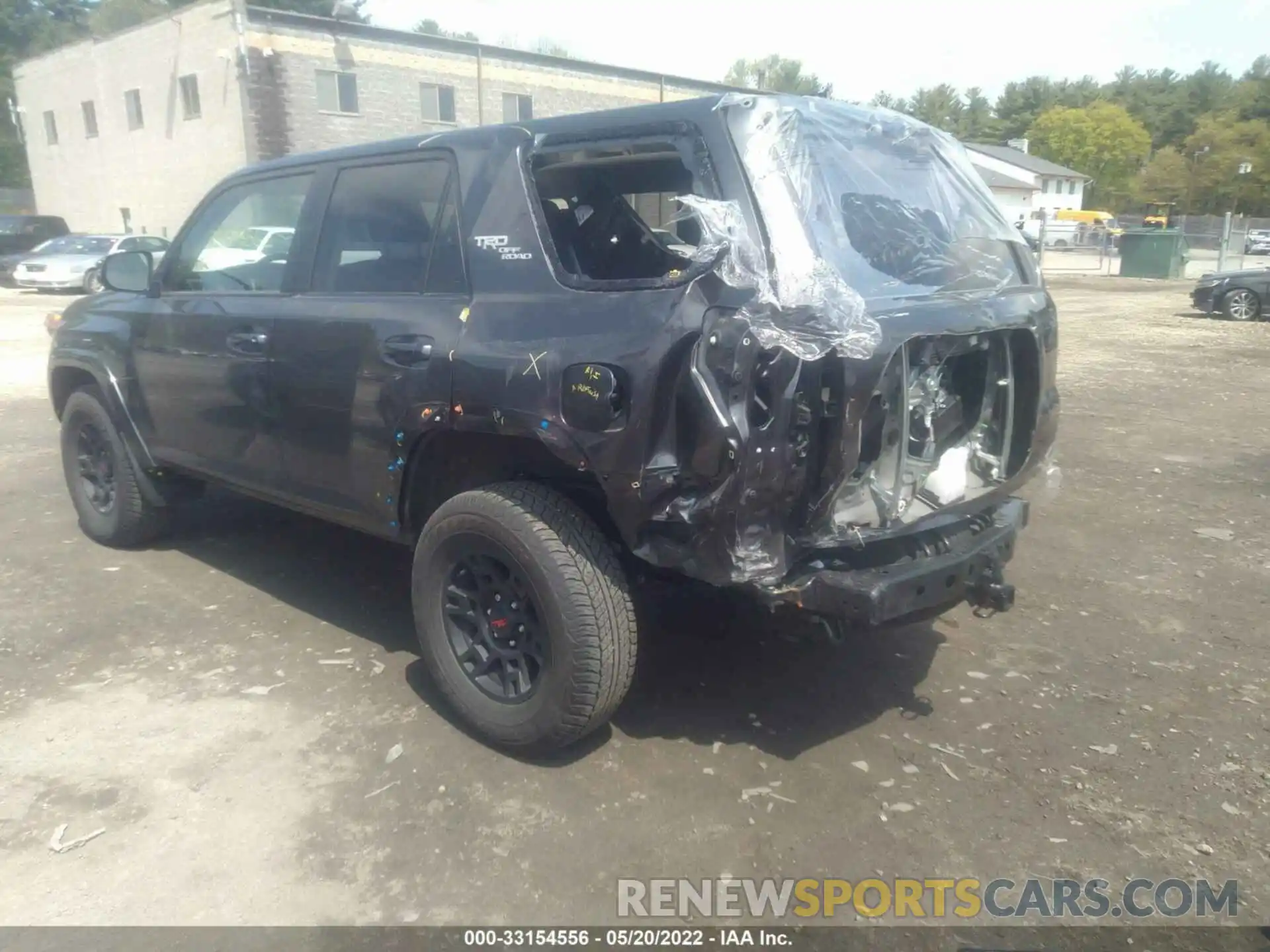 3 Photograph of a damaged car JTERU5JR2M5927298 TOYOTA 4RUNNER 2021